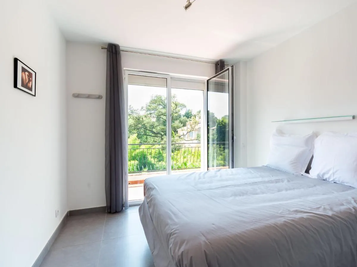 Holiday Home Les Nanous By Interhome Saint-Raphael