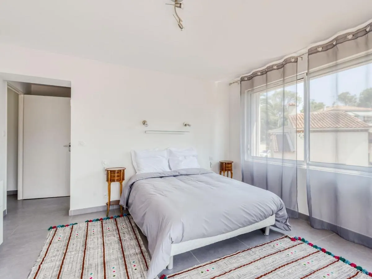 Holiday Home Les Nanous By Interhome Saint-Raphael